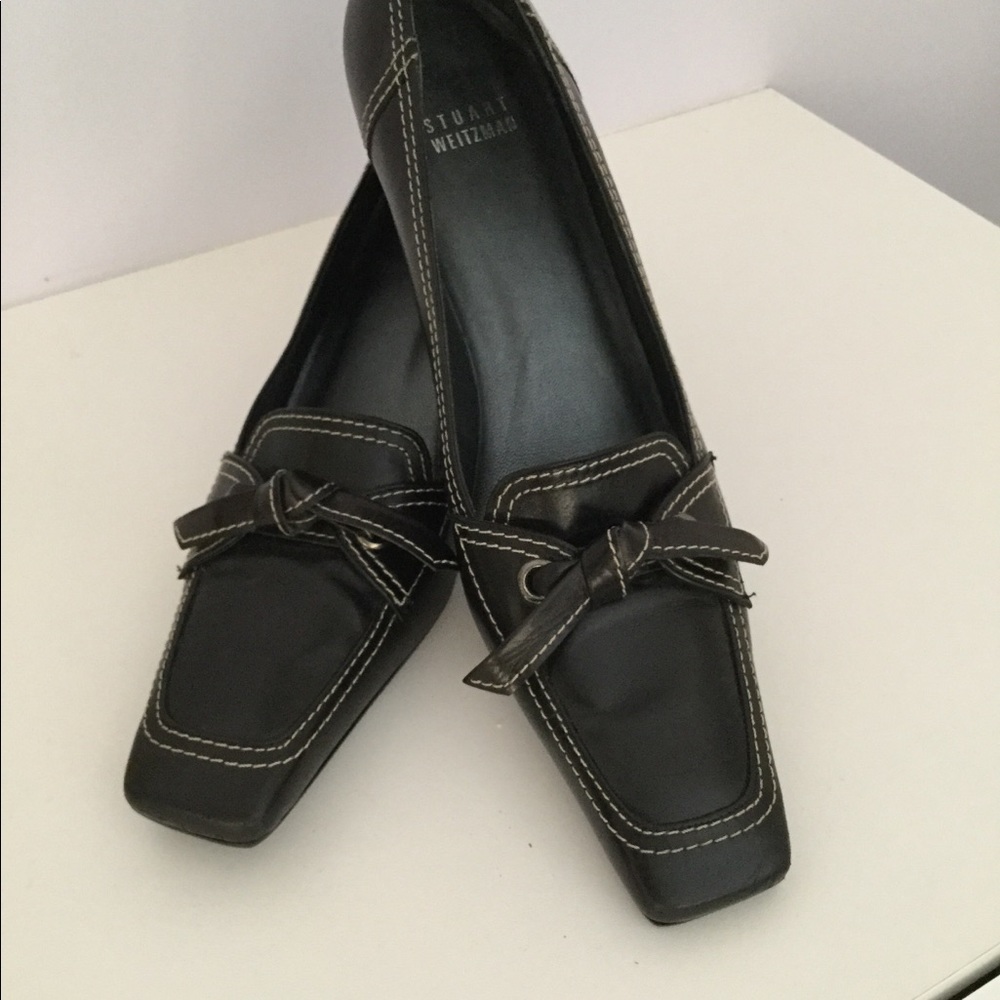 Stewart Weitzman gorgeous heels. Great detail